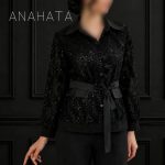 کت دانته آناهاتا با طراحی لوکس، پارچه نفیس و جزئیات ترکیبی ساتن