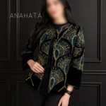 کت طاوینا مخمل نفیس مشکی با طرح طاووسی سبز و طلایی مناسب میهمانی